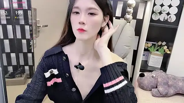 Yueyue-MM online show from 11.27.25