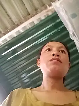 Snapshot of simi-lucy chatting on 09.27.25 simi-lucy online show from 09.27.25