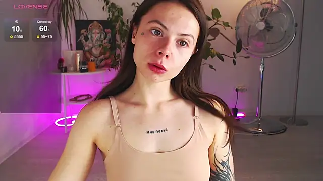 ChloeSummers online show from 10.14.25