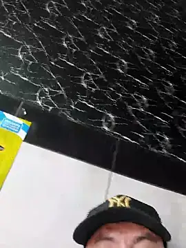 andrerj22 online show from 10.04.25