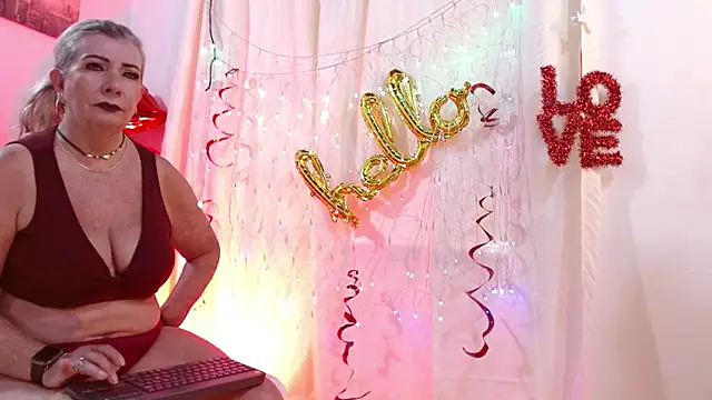  SARAI DUPONT online show from 02.08.25