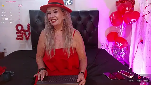  SARAI DUPONT online show from 02.12.25