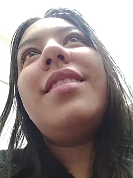 Snapshot of SadieFoster chatting on 10.24.25 SadieFoster online show from 10.24.25