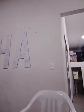 Snapshot of SadieFoster chatting on 10.29.25 SadieFoster online show from 10.29.25