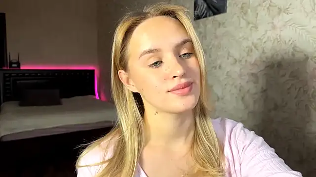 ElisabetLorney online show from 10.10.25