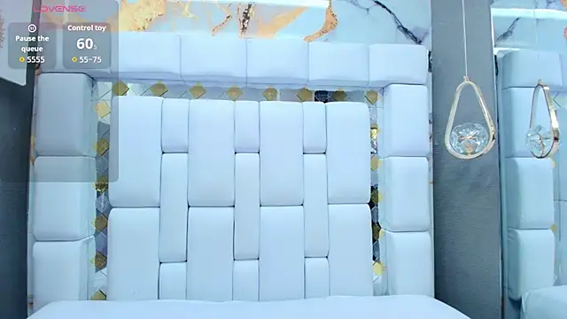 Lily  Rouse   online show from 10.01.25