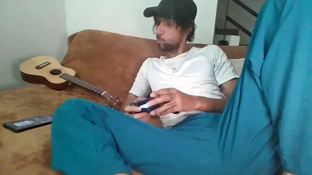 Alejandro92 cali online show from 06.25.26