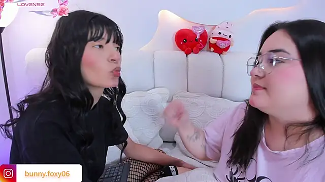 Snapshot of foxybunny chatting on 03.08.26 foxybunny online show from 03.08.26