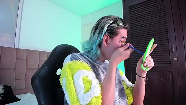 AngelFlexxx online show from 04.24.26