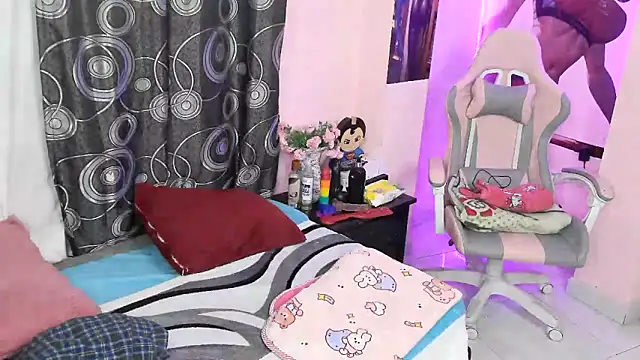 Zulema R1 online show from 02.20.26