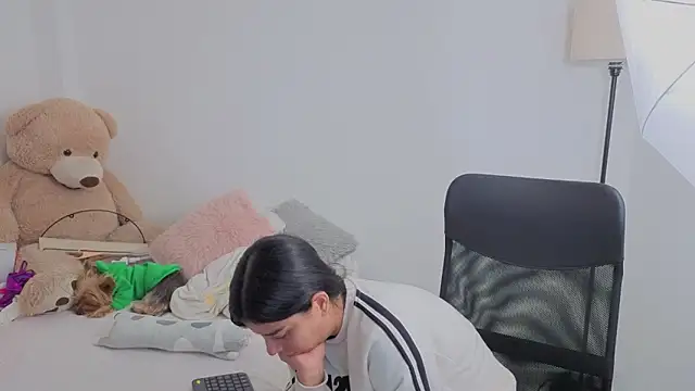 valerihouse online show from 09.19.25