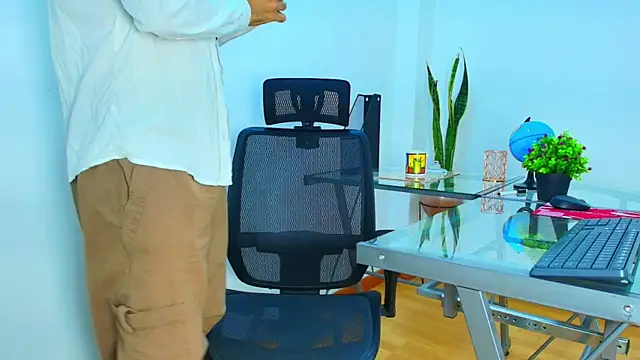 Snapshot of Ares_Alpha chatting on 09.19.25 Ares Alpha online show from 09.19.25