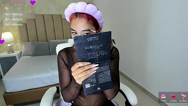 Scarlett 12 online show from 04.06.26