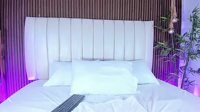 AliHamilton online show from 10.03.25