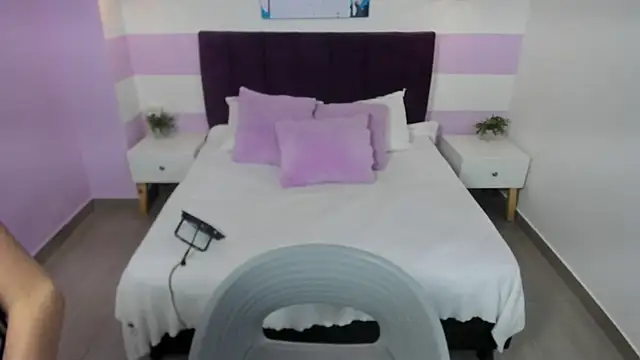 Snapshot of antonellariva_ chatting on 09.22.25 antonellariva  online show from 09.22.25