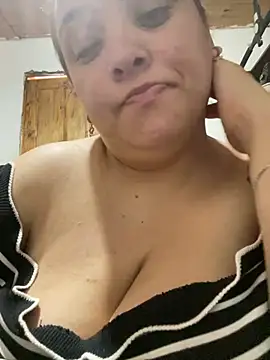 Snapshot of bruna438 chatting on 03.17.26 bruna438 online show from 03.17.26