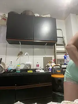 Snapshot of bruna438 chatting on 04.10.26 bruna438 online show from 04.10.26