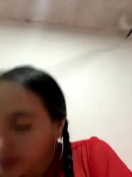 Snapshot of salo-rousee chatting on 10.24.25 salo-rousee online show from 10.24.25