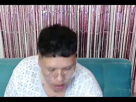 Yulian bigclit7 online show from 12.04.25