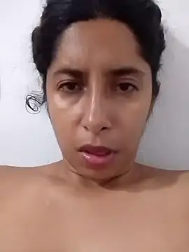 anitotori online show from 10.04.25