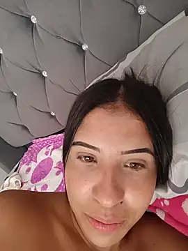 Snapshot of Liagni0 chatting on 02.19.26 Liagni0 online show from 02.19.26