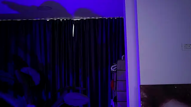 OlyviaVey online show from 10.27.25