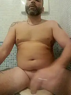 Snapshot of gigilola84 chatting on 10.13.25 gigilola84 online show from 10.13.25