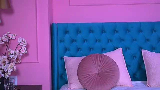 AlyraRose online show from 10.07.25