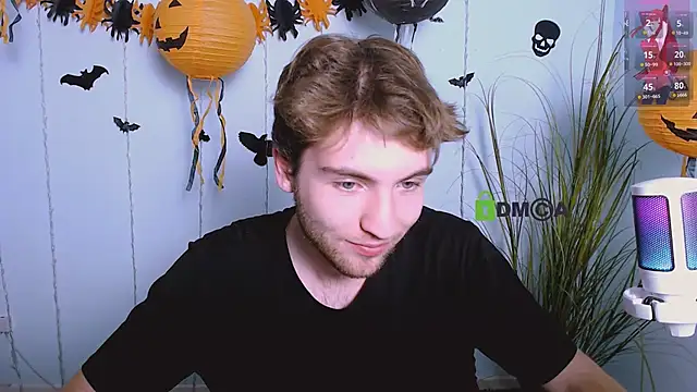 Snapshot of joseph_bear_ chatting on 10.22.25 joseph bear online show from 10.22.25