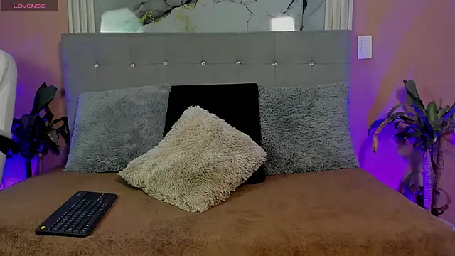  online show from 04.10.26