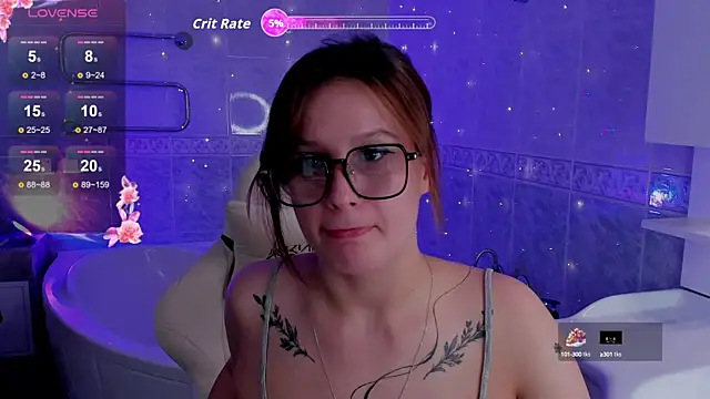 Snapshot of Kate_Lil_ chatting on 09.12.25 Kate Lil online show from 09.12.25
