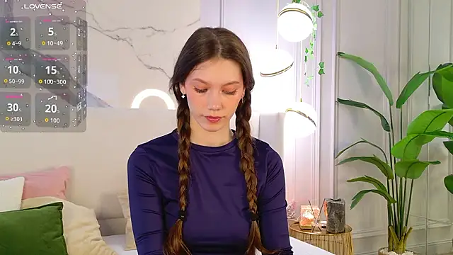 MaryNixon  online show from 02.21.26