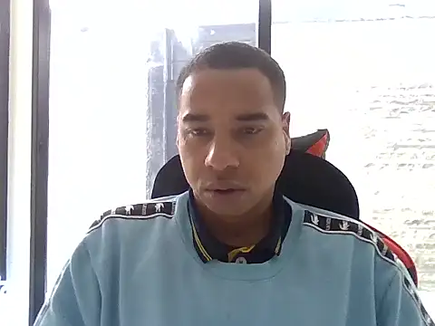 JUNINHOLEKE online show from 09.09.25