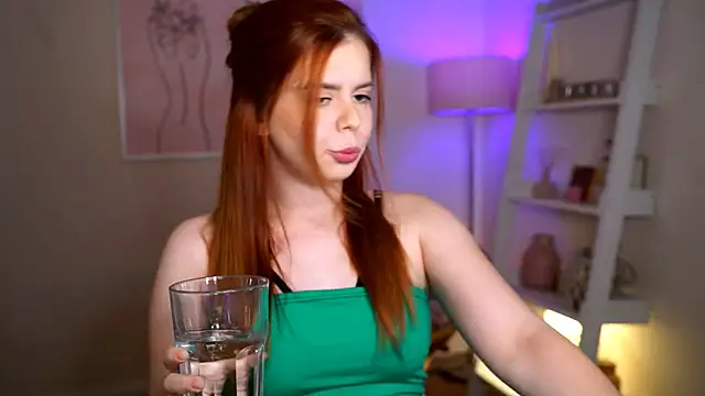 Red Hotline online show from 09.21.25