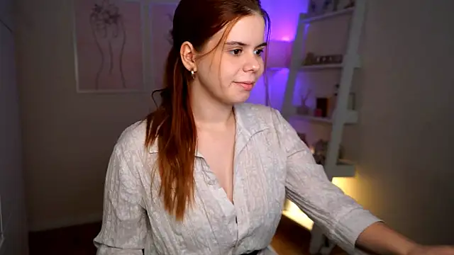 Red Hotline online show from 10.04.25