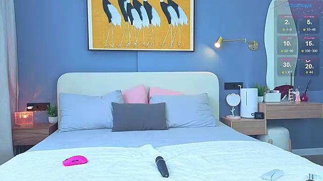 charlottacardi online show from 04.26.26