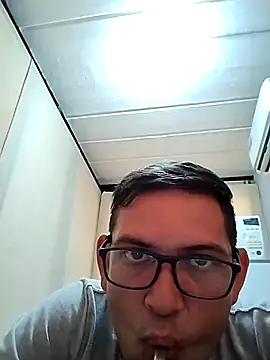 Snapshot of Az-09Ga chatting on 03.10.26 Az-09Ga online show from 03.10.26