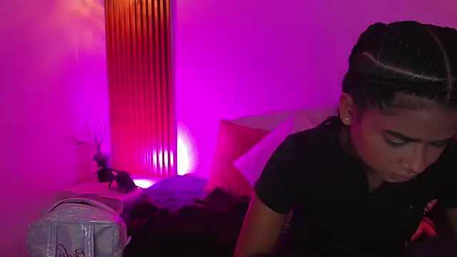 zoe evans5 online show from 10.30.25