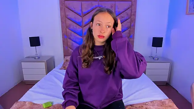 Mia  Storm  online show from 09.11.25