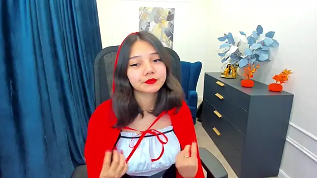 ElliVensda online show from 10.16.25