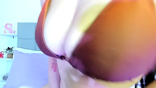 Sarahlopezz online show from 01.06.26