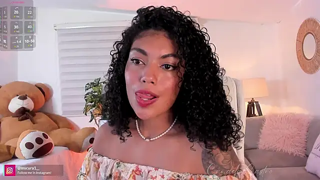 Snapshot of miss_curazao chatting on 10.24.25 miss curazao online show from 10.24.25