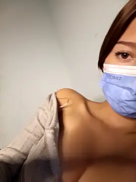 Snapshot of GiselleFever chatting on 10.03.25 GiselleFever online show from 10.03.25