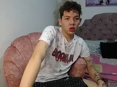 Snapshot of brutal_dirty_sex chatting on 02.21.26 brutal dirty sex online show from 02.21.26