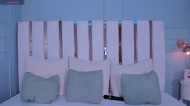 amber colliiins online show from 05.30.26