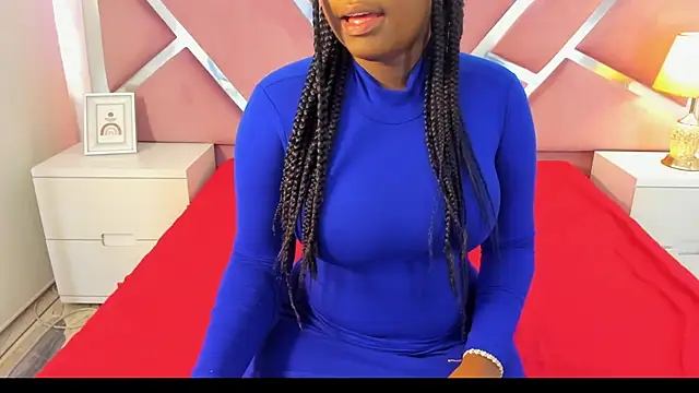 Snapshot of SulyClarck chatting on 10.09.25 SulyClarck online show from 10.09.25