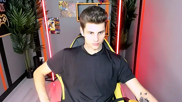 JackWolw online show from 10.18.25