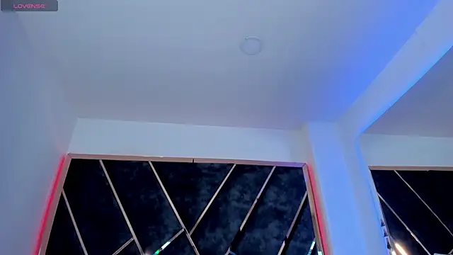 Snapshot of SusanaHenao chatting on 11.06.25 SusanaHenao online show from 11.06.25