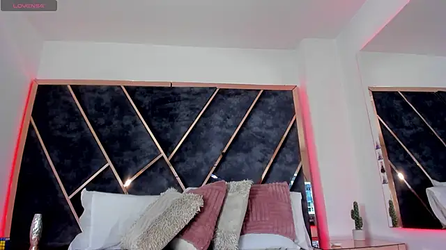 Snapshot of SusanaHenao chatting on 01.12.26 SusanaHenao online show from 01.12.26