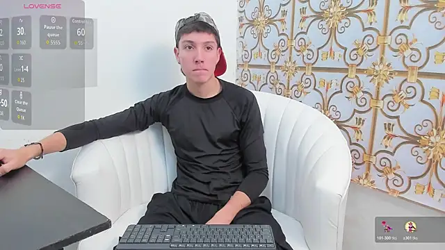 LittleDanny  online show from 11.18.25